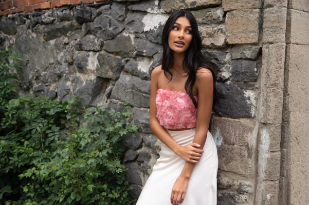 Leonore top & Carro satin skirt